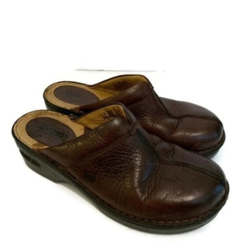 Women's Born Size 9 M/W Brown Leather Clogs Shoes